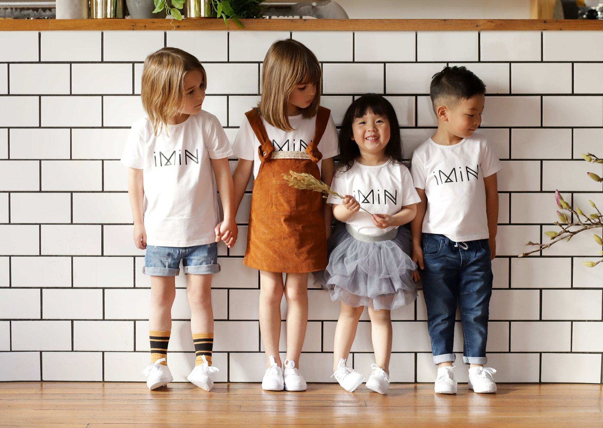 iMiN Kids White Logo T-shirt